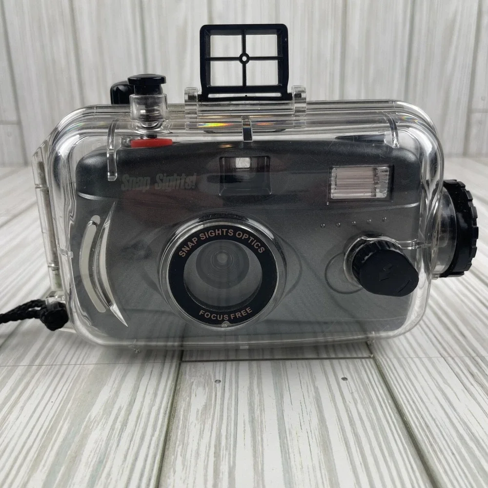 Snap‎ Sights Underwater 35mm Film Camera Waterproof to 100 Feet Reusable w/Flash